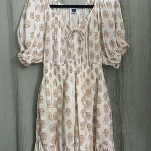 Old Navy Feather Print Dress